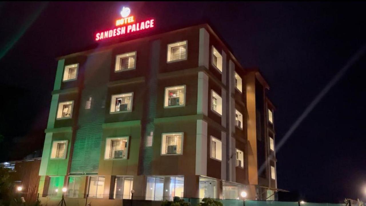 Hotel Sandesh Palace Lonavla Zewnętrze zdjęcie