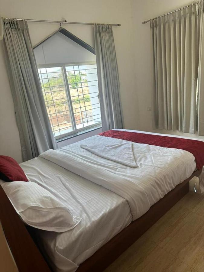 Hotel Sandesh Palace Lonavla Zewnętrze zdjęcie