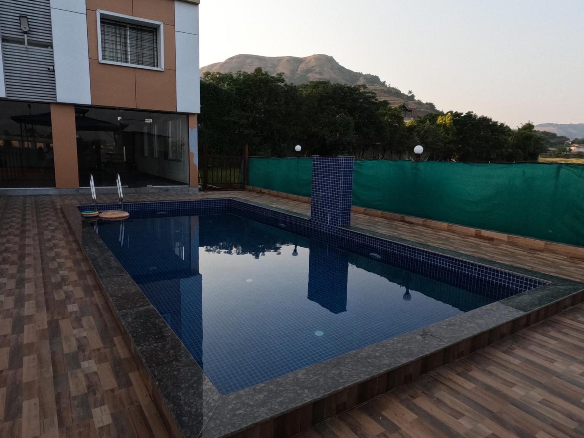 Hotel Sandesh Palace Lonavla Zewnętrze zdjęcie