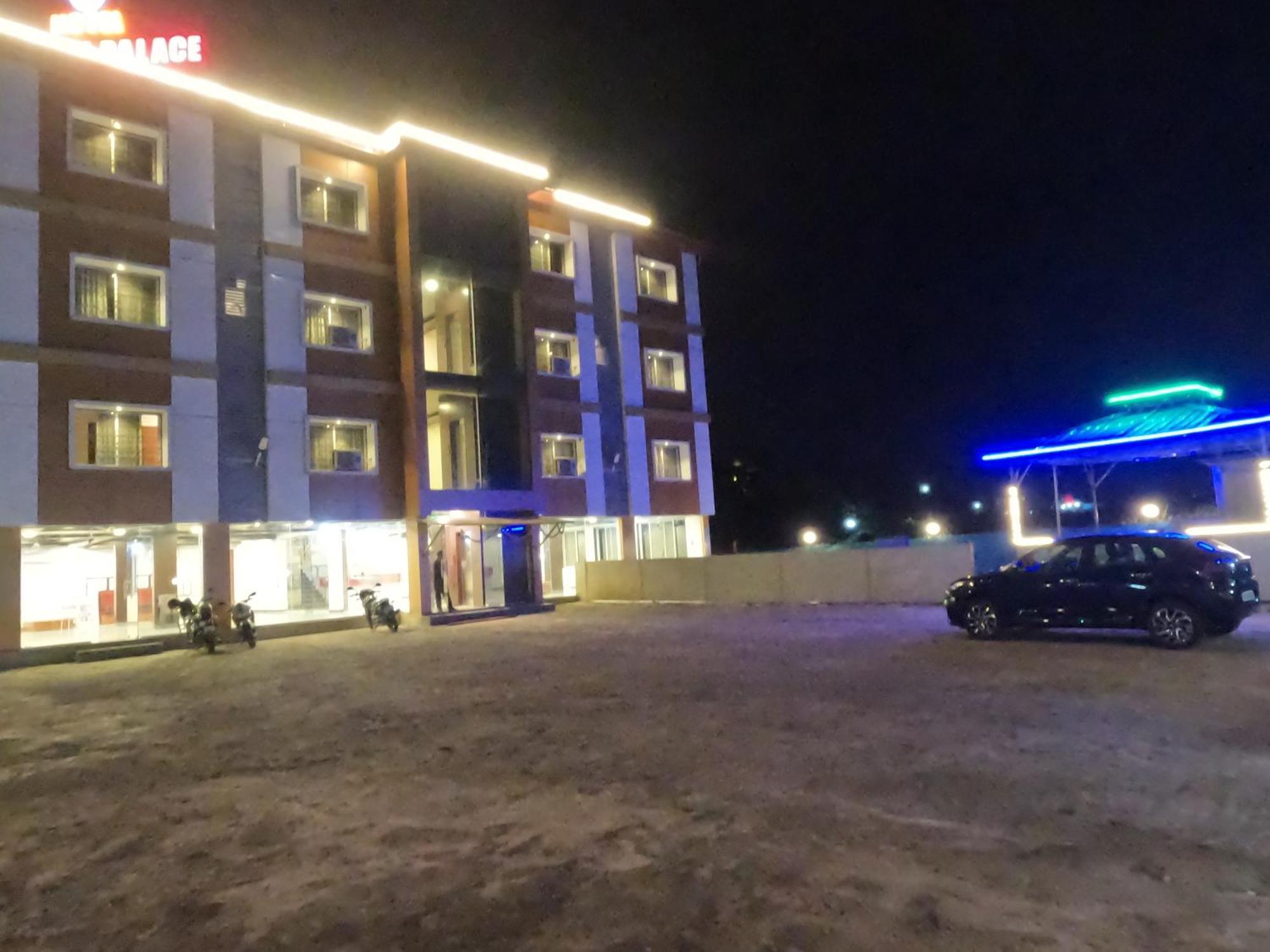 Hotel Sandesh Palace Lonavla Zewnętrze zdjęcie